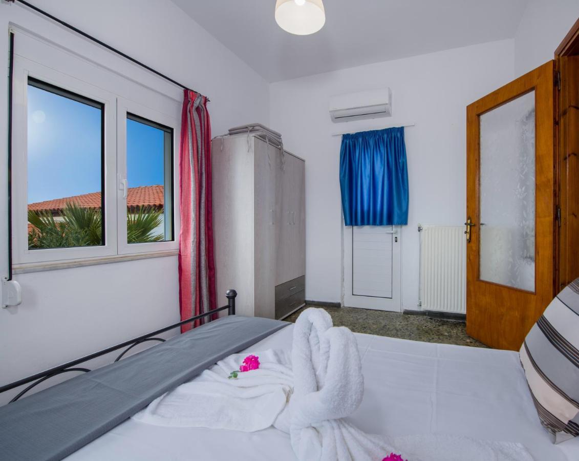 Plaka House Villa Екстериор снимка