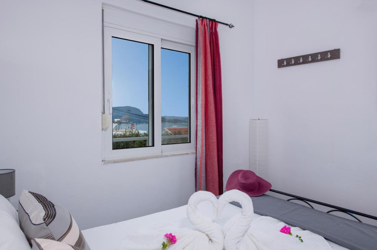 Plaka House Villa Екстериор снимка