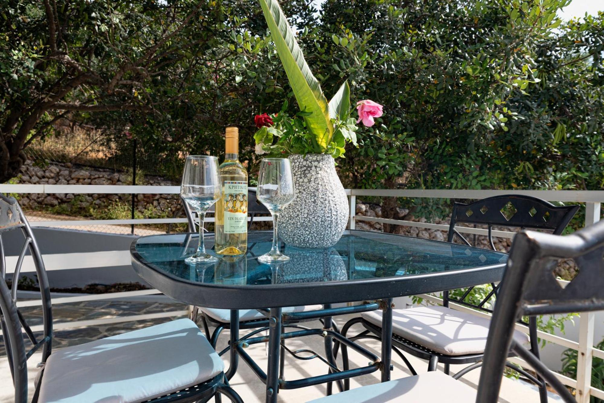 Plaka House Villa Екстериор снимка