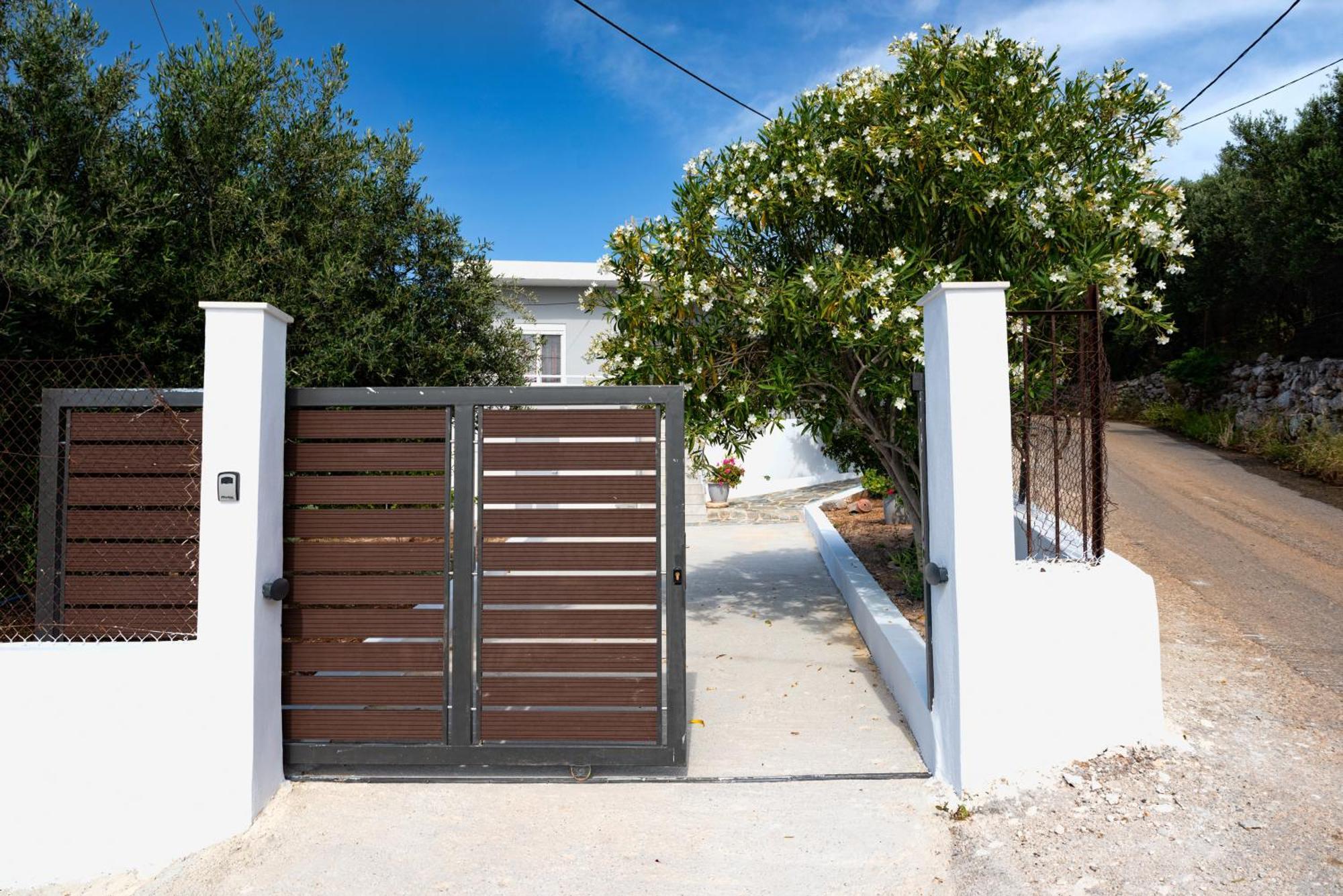 Plaka House Villa Екстериор снимка